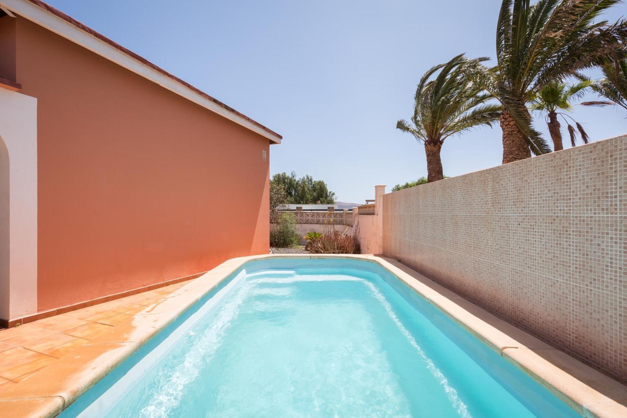 Home2Book Quiet Villa With Private Pool Triquivijate Exterior foto